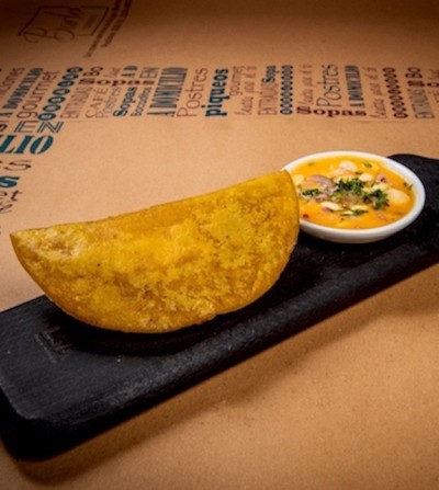 Empanada de verde rellena de queso