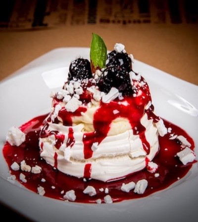 Merengón de guanábana y mora